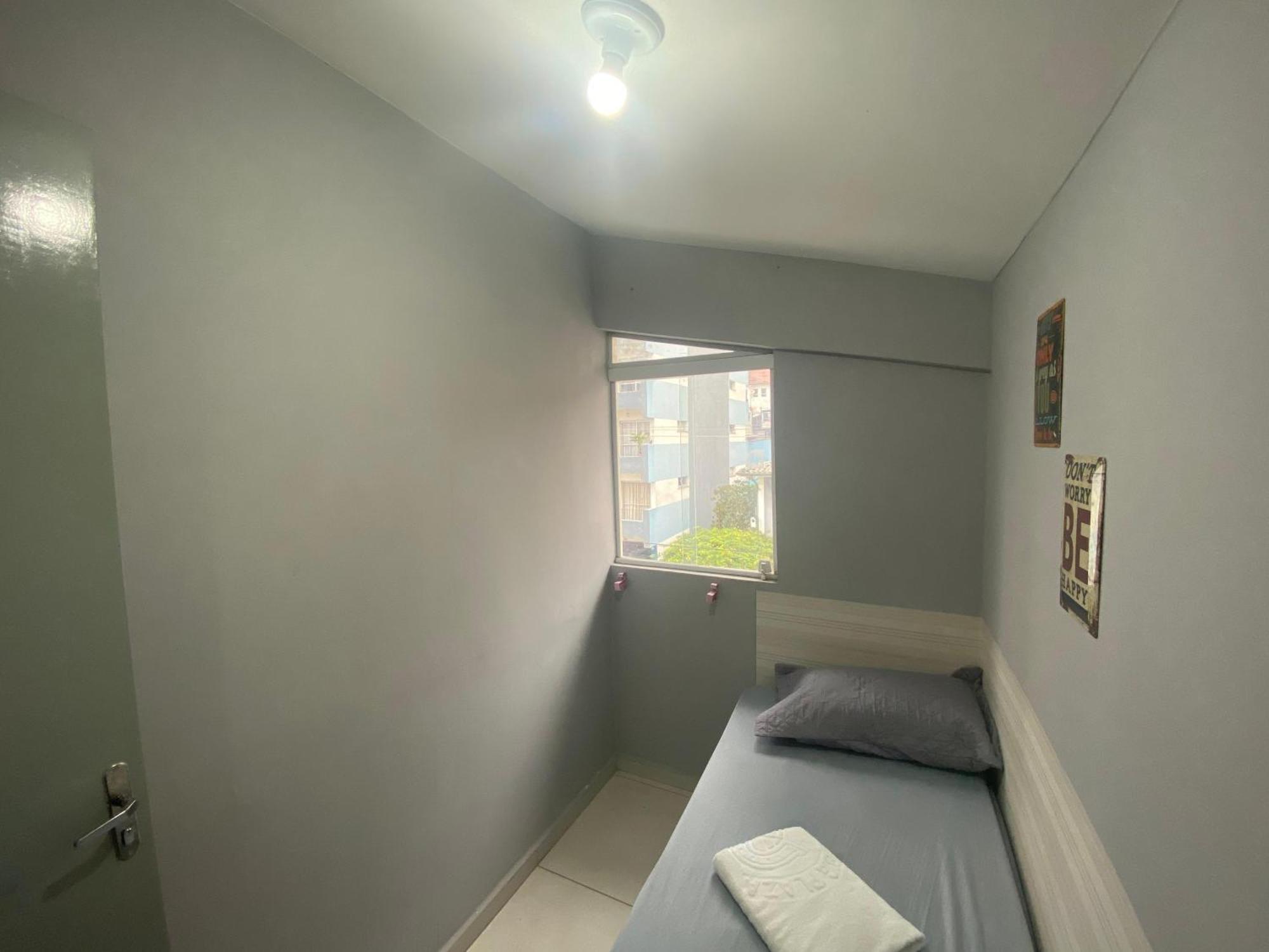 Quarto Feminino Proximo Ao Metro Expo * São Paulo
